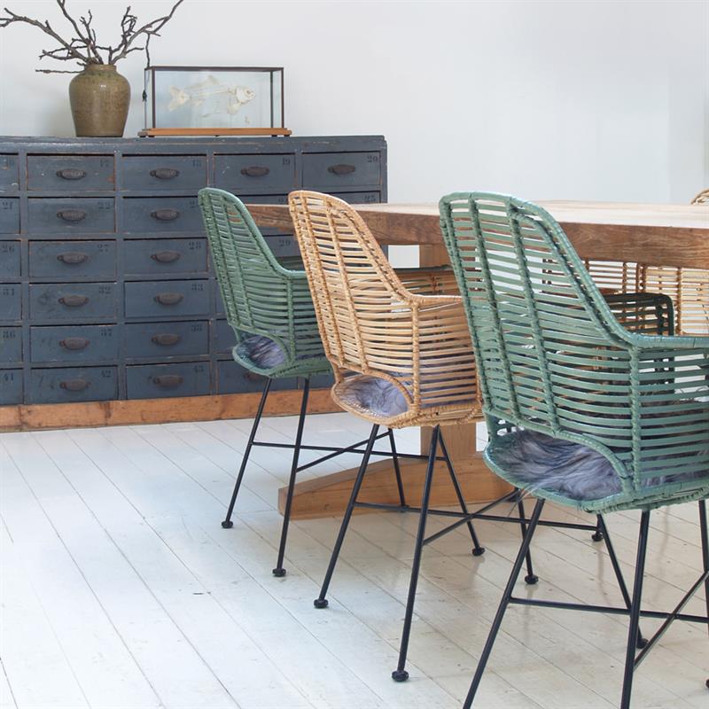 Rotan een grote houten eettafel Shopinstijl.nl - Shopinstijl.nl