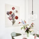 ixxi anemones bouquet met muuto fiber chair en its about romi hanglamp warsaw